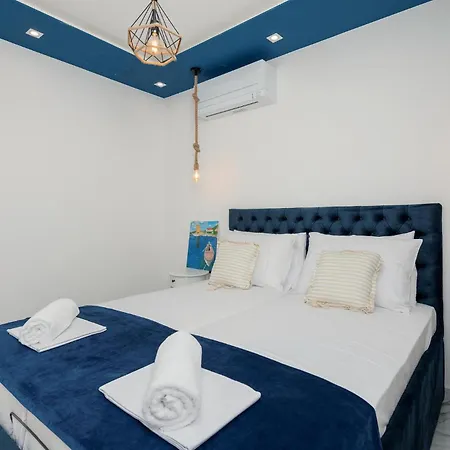1 Bedroom Amazing In Makarska