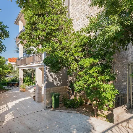 Apartment 1 Bedroom Amazing In *