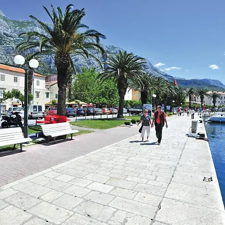 Apartment 1 Bedroom Amazing In Makarska